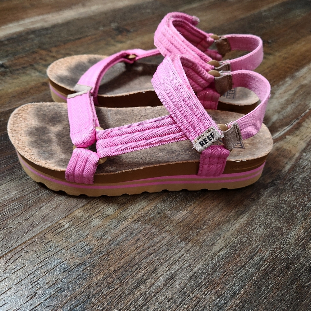 Reef Cushion Rem Hi Sandals in Malibu Pink 9 - Picture 4 of 7